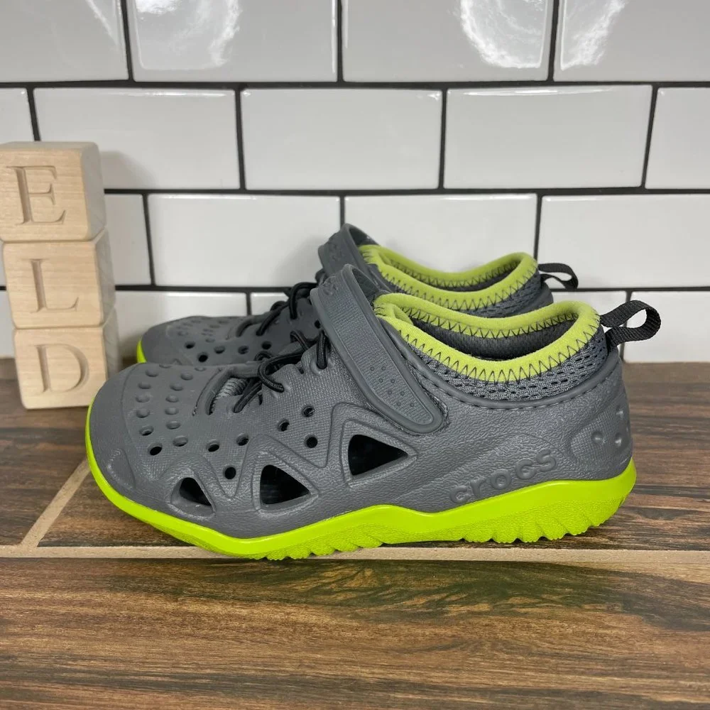 CROCS Swiftwater Play Shoe Little Girl's Size c12 Gray Green Water Sneakers